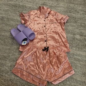 Wild Fable Lavander Slides Aet With A Polyester Garment (3 Colora Available)